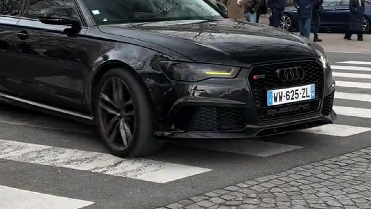 Audi RS6 #audi #rs6 #audirs6 #paris #car #supercar #luxury #luxurycars #crazyroadsters #viral #fyp