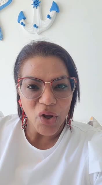 Jacqueline Perea sobre provincianos