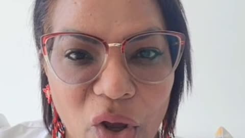 Jacqueline Perea sobre provincianos