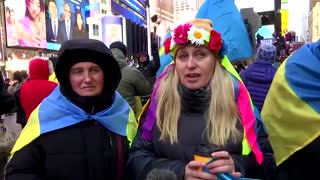 Protesters in Times Square call for peace in Ukraine