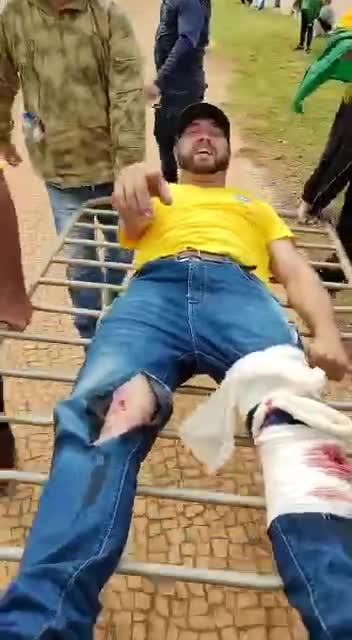 Comunistas estão atirando em patriotas