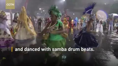 Rio s Carnival kicks off with color music and samba