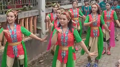 Traditional dance