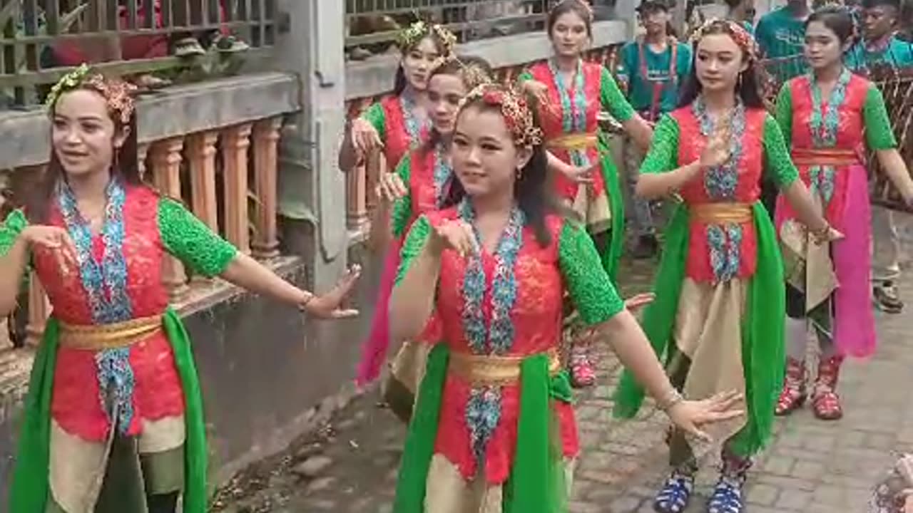 Traditional dance