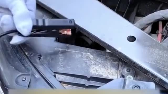 Correct application of alligator clip