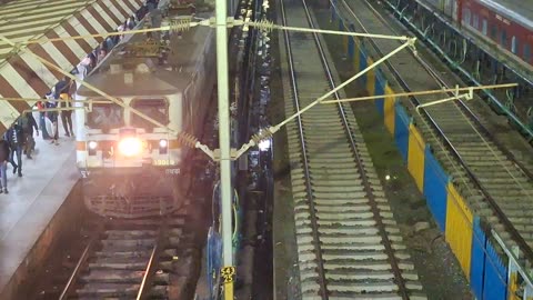 Patna Junction Express Train Coming Platform