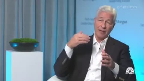 JPMorgan CEO Jamie Dimon Says Green Energy Policies Have Made the Climate Worse