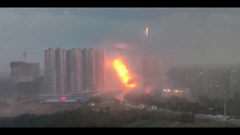 Crazy Lightening Strike in China