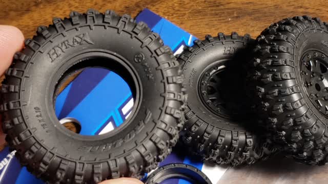 SCX24 Proline Hyrax 1.0 Tires