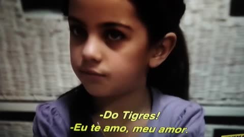 Emma : filme comédia,- menina a qual missão é virar santa.