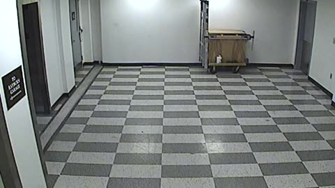 6087RHOBG3G308LobbyNorth_2021-01-06_10h00min02s483ms.mp4