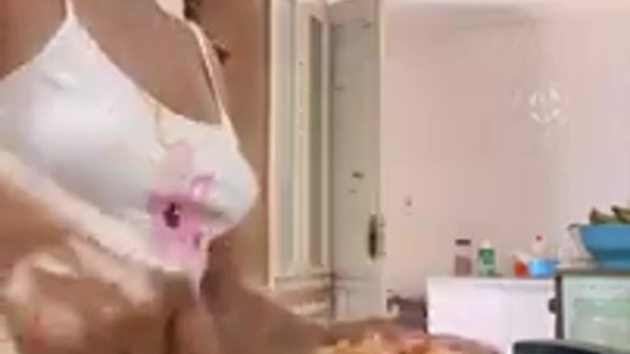 Esta_muito_gostoso_feijão_top(240p).mp4