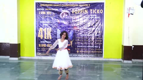 Mesmerizing Dance Performance by Little Girl in Competition