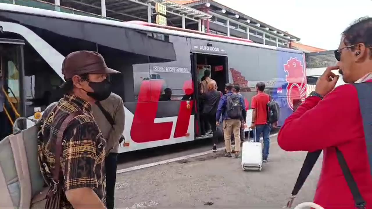 Di Bandara Sukarno-Hatta Tangerang Banten