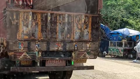 Indian trucks be like