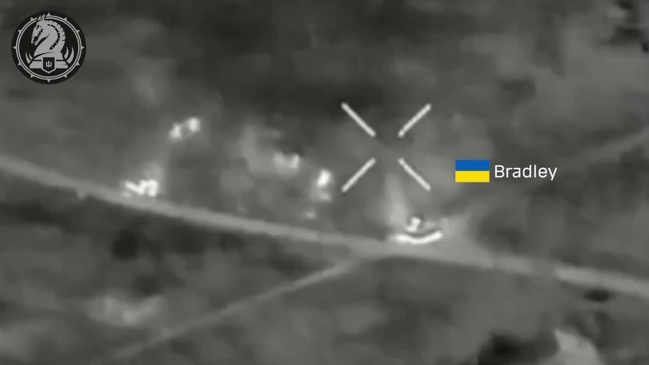 💪 M2A2 Bradley, together with artillery, destroys the Russians and their