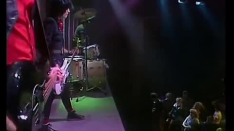Joan Jett - Do You Wanna Touch