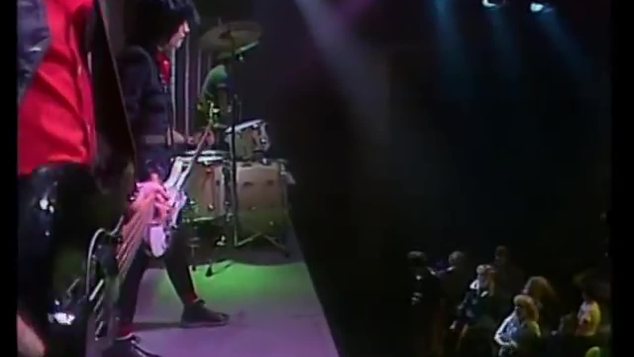 Joan Jett - Do You Wanna Touch