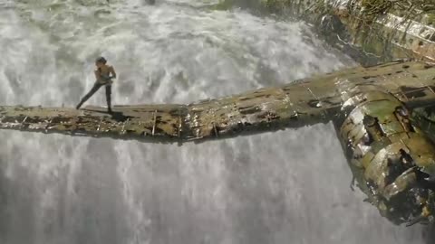 tomb raider waterfall scene