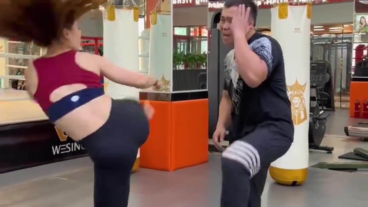 Kung fu girl
