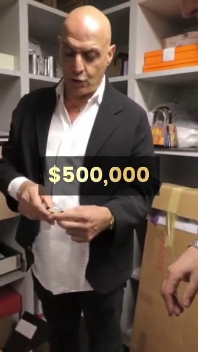 "Hidden Treasure Unearthed: Yossi Dina Discovers $500,000 Watch in an Unexpected Cardboard Box"