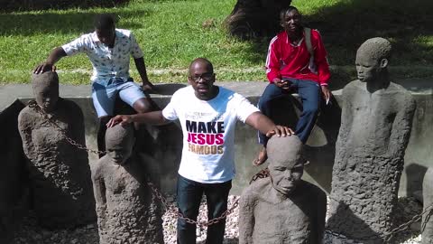 TRAILER: MAKE JESUS FAMOUS END TIME MINISTRY by Evangelist Benton Callwood