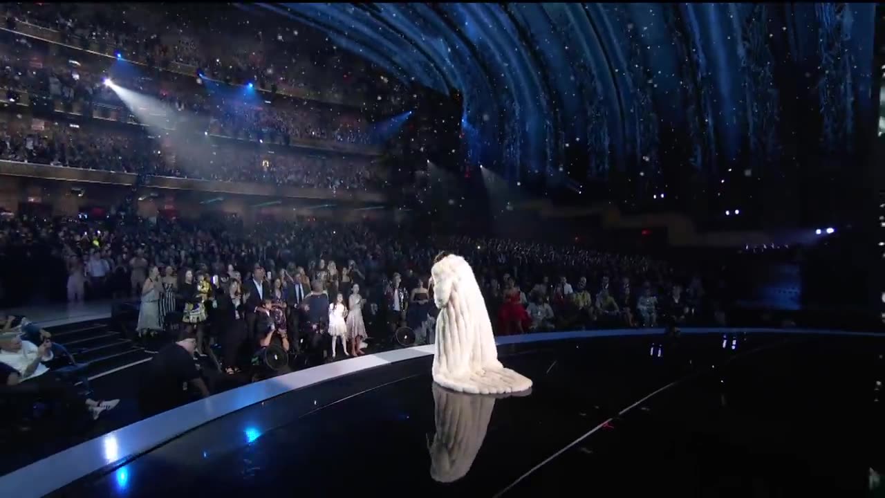 Jennifer Lopez amazing Performance