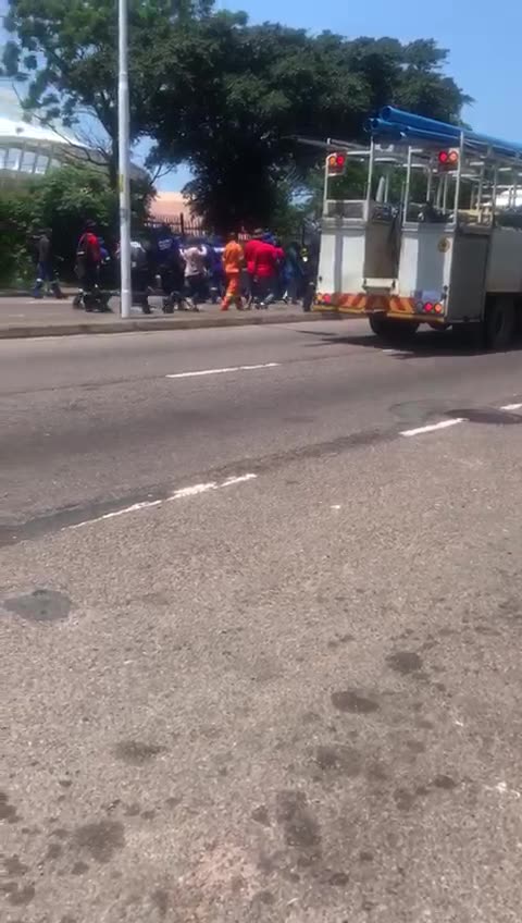 eThekwini Municipality threatens action against protesting staff 15112023