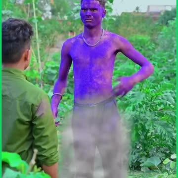 Aladdin's genie becomes a peacock الدین کا جن بنا مور