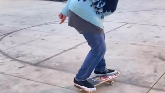 Skateboarding tutorial 3