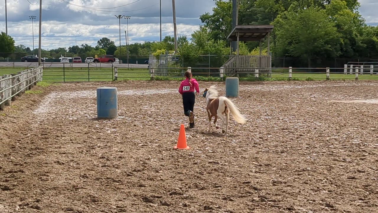 Nora and Elle - mini Cloverleaf Barrel Racing - 29 July 2023