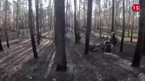 Ukrainian troops’ ATTACK with tanks and infantry on Russians hiding in forest