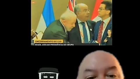 O furto das canetas na Índia.