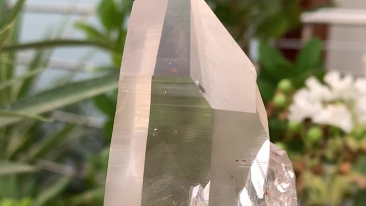 Clear quartz crystal with phantom Weight 116 grams/ Size 7.5*4*3 cm