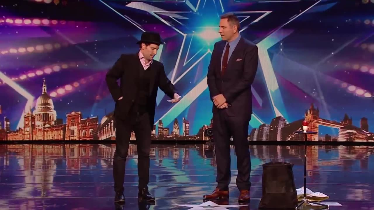 Money Magician turns David walliam's Note into A Receipt on Britain's Got Talent Unseen!