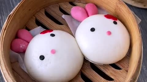 These character buns from @harumamasd are almost too cute to eat