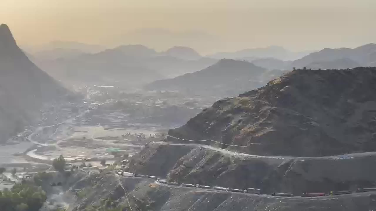 Torkhum Border - Pakistan Afghanistan