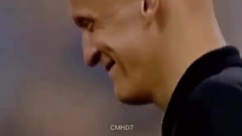 Can you name the referee?