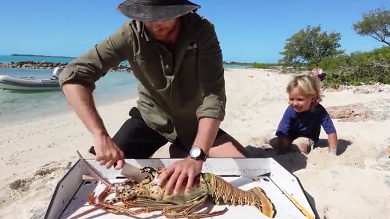 GIANT LOBSTER CATCH & COOK (Ft. Sailing LaVagabonde)