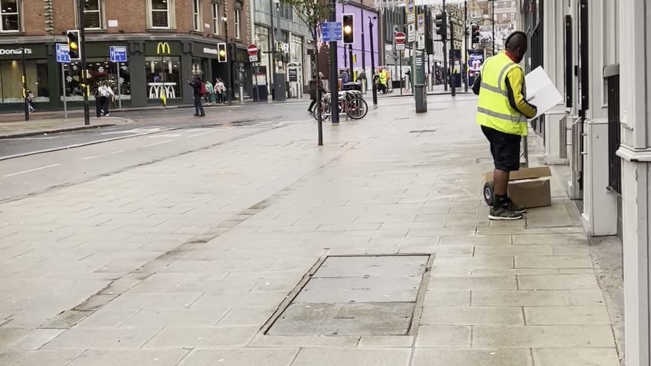 Life in the UK - Leeds city