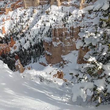 On the Edge at Bryce Canyon