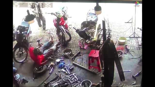 Motorcycle repair and patching in Vietnam