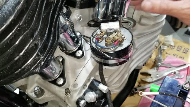 1940 Harley Davidson UH restoration Part: 9 Setting the valves, timing the distributor and more