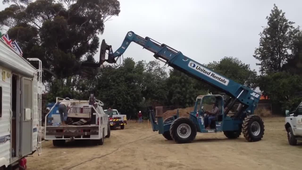 5651 Sepulveda prepared for steel delivery 6-14-12