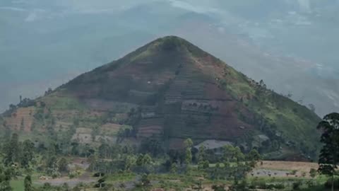 Oldest Pyramid in The World Found Hidden In Java?