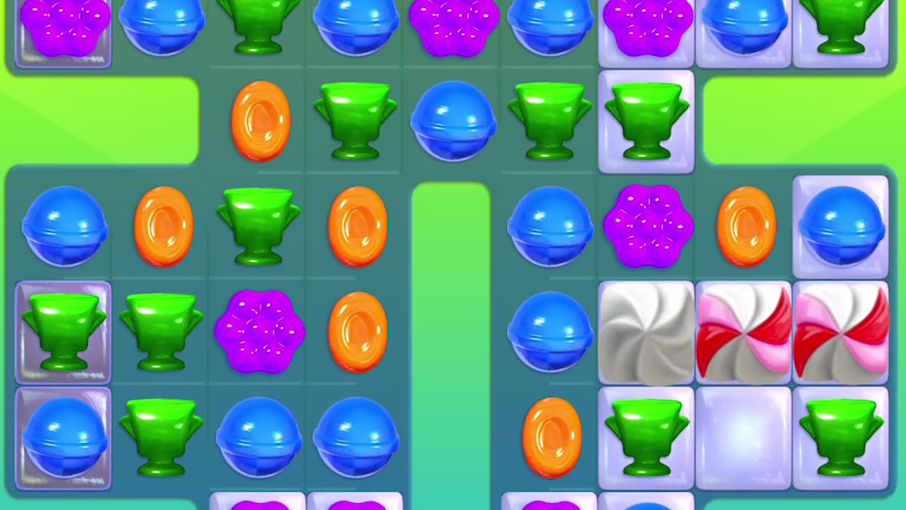 Candy Crush: 6/11 gameplay (level 6302)