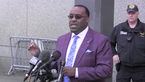 Attorney for Epstein Prison Guard speaks outside the Court