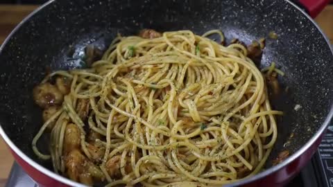 Spicy Butter Garlic Shrimp Pasta Recipe | Prawn Pasta