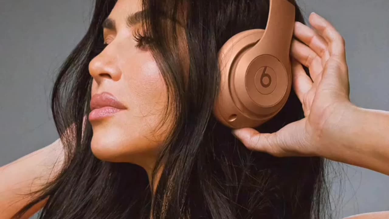 Beats Studio Pro - Wireless Bluetooth Noise Cancelling Headphones