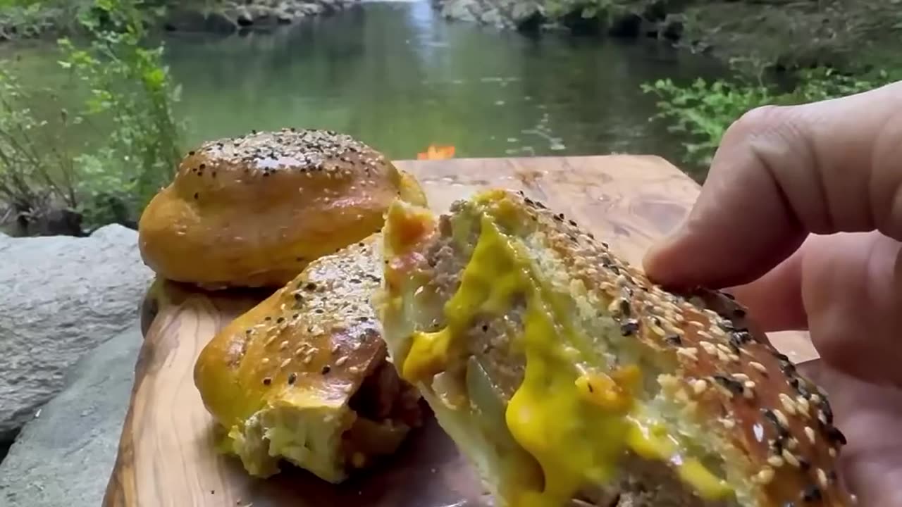 Satır Kıymalı Kapalı Hambuger 🍔 _ delicious closed hamburger recipe